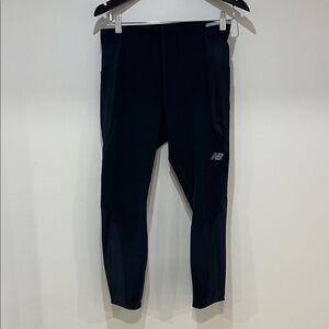 Women’s New Balance Running Club leggings medium